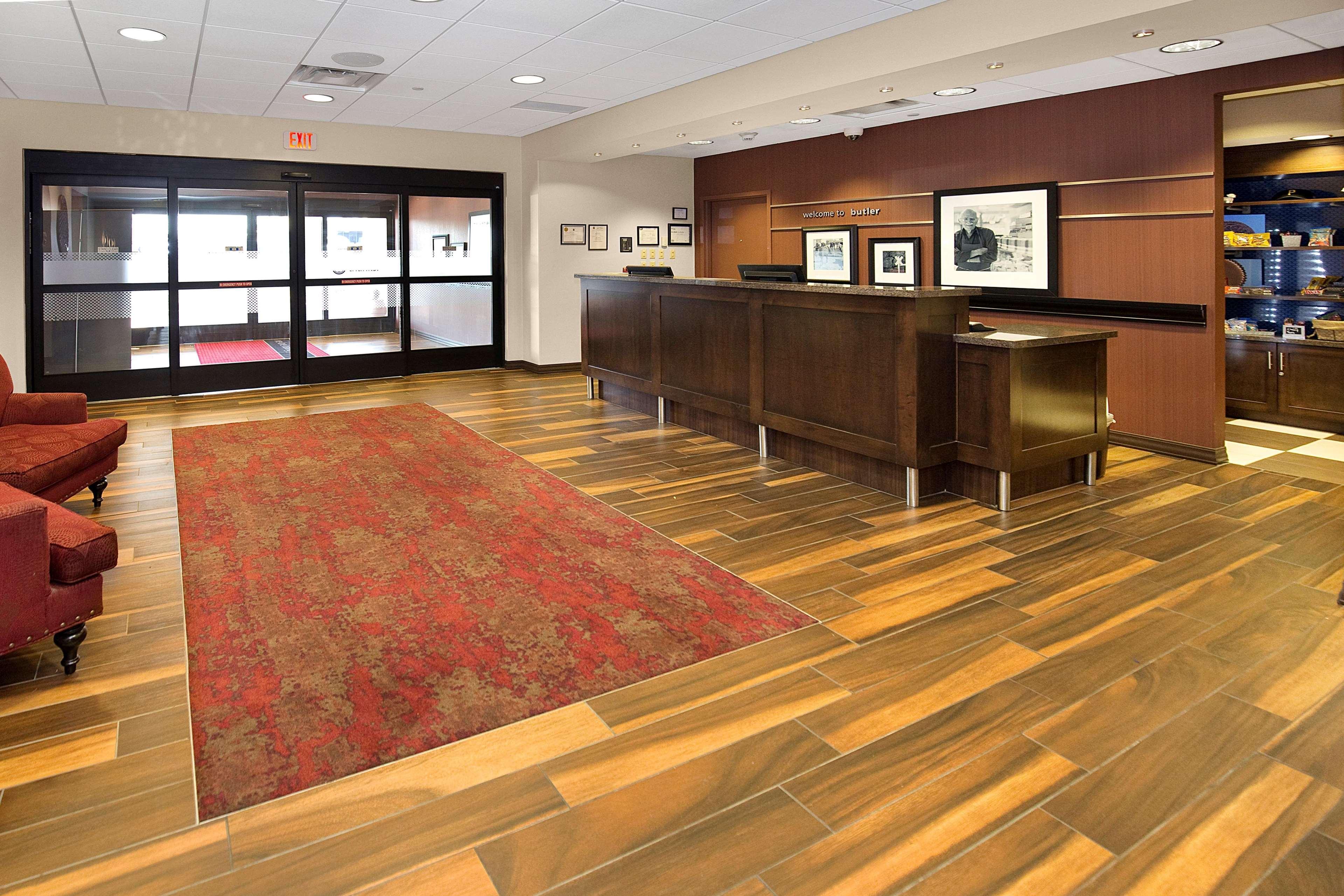 Hampton Inn Butler Exterior foto